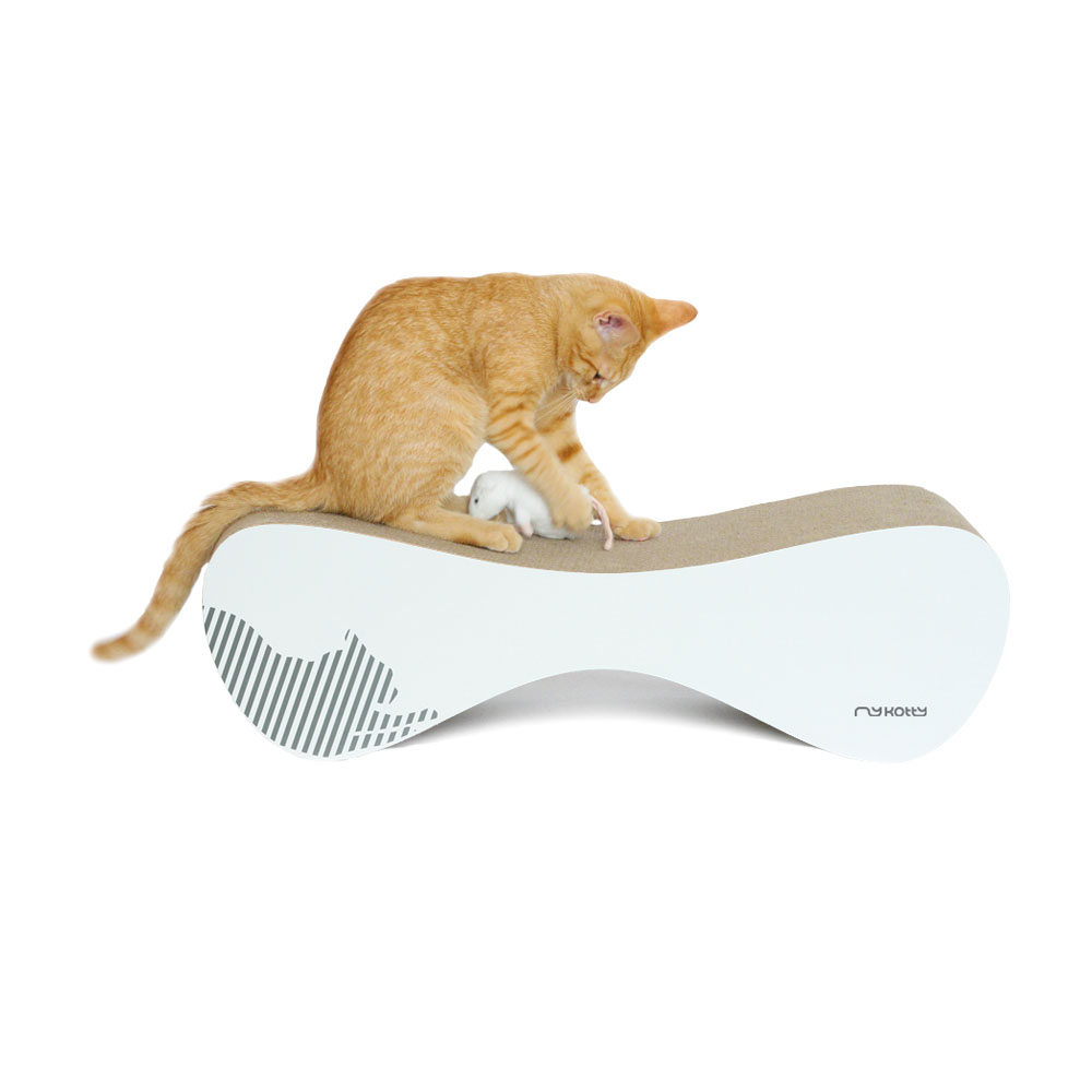 mykotty-v-spletni-trgovini-prestige-pet-praskalnik-za-macke-lezisce-in-igralo-za-macke-v-ene-VIGO